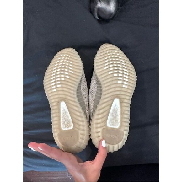 US SIZE 6.5 Yeezys adidas boost 350 V2 gray and black - Picture 8 of 9